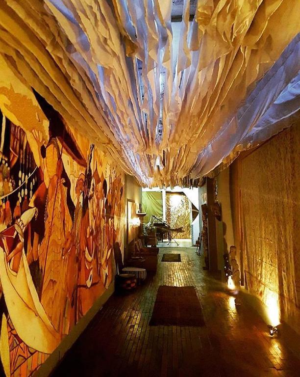 Bushman Cafe Hotel Abidjan Ngoại thất bức ảnh