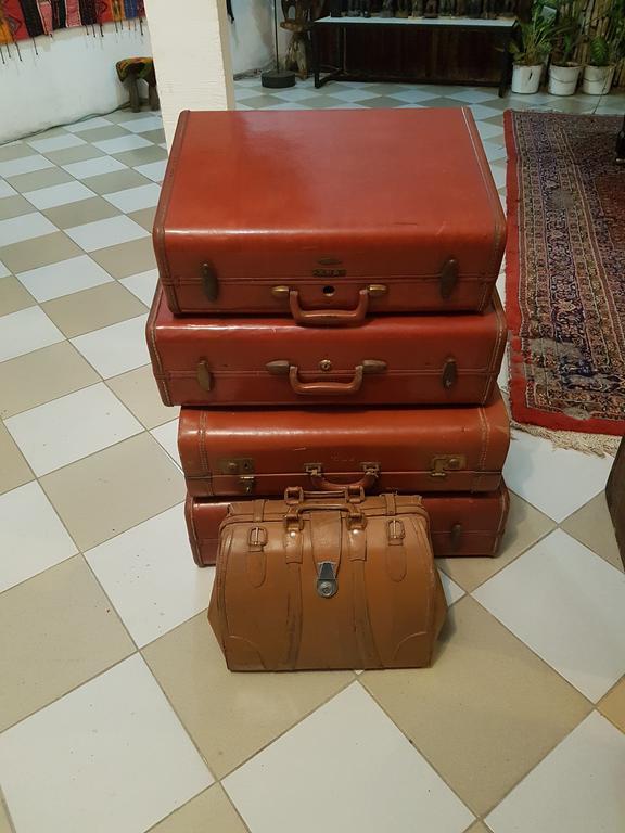 Bushman Cafe Hotel Abidjan Ngoại thất bức ảnh